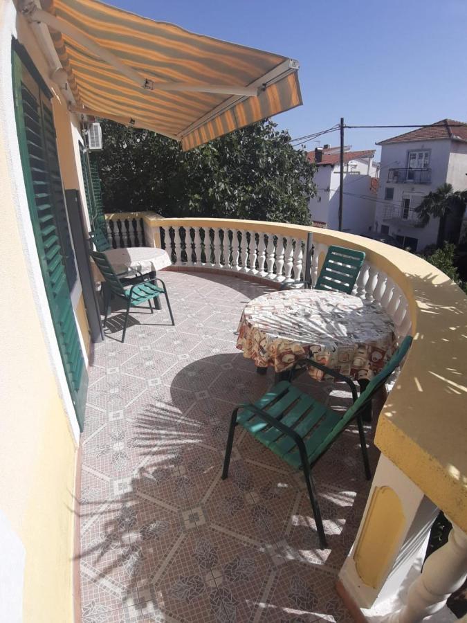 Apartmani Milka Pakostane Exterior photo